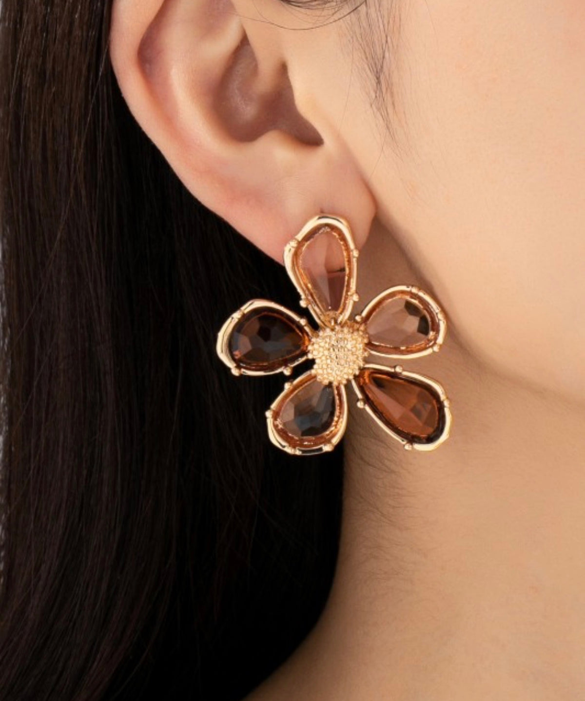Amber Petal Blooms