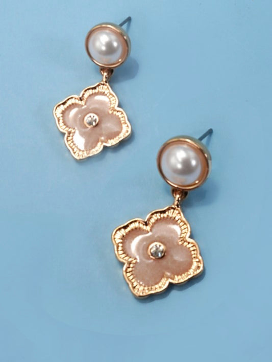 Vintage Pearl Clovers
