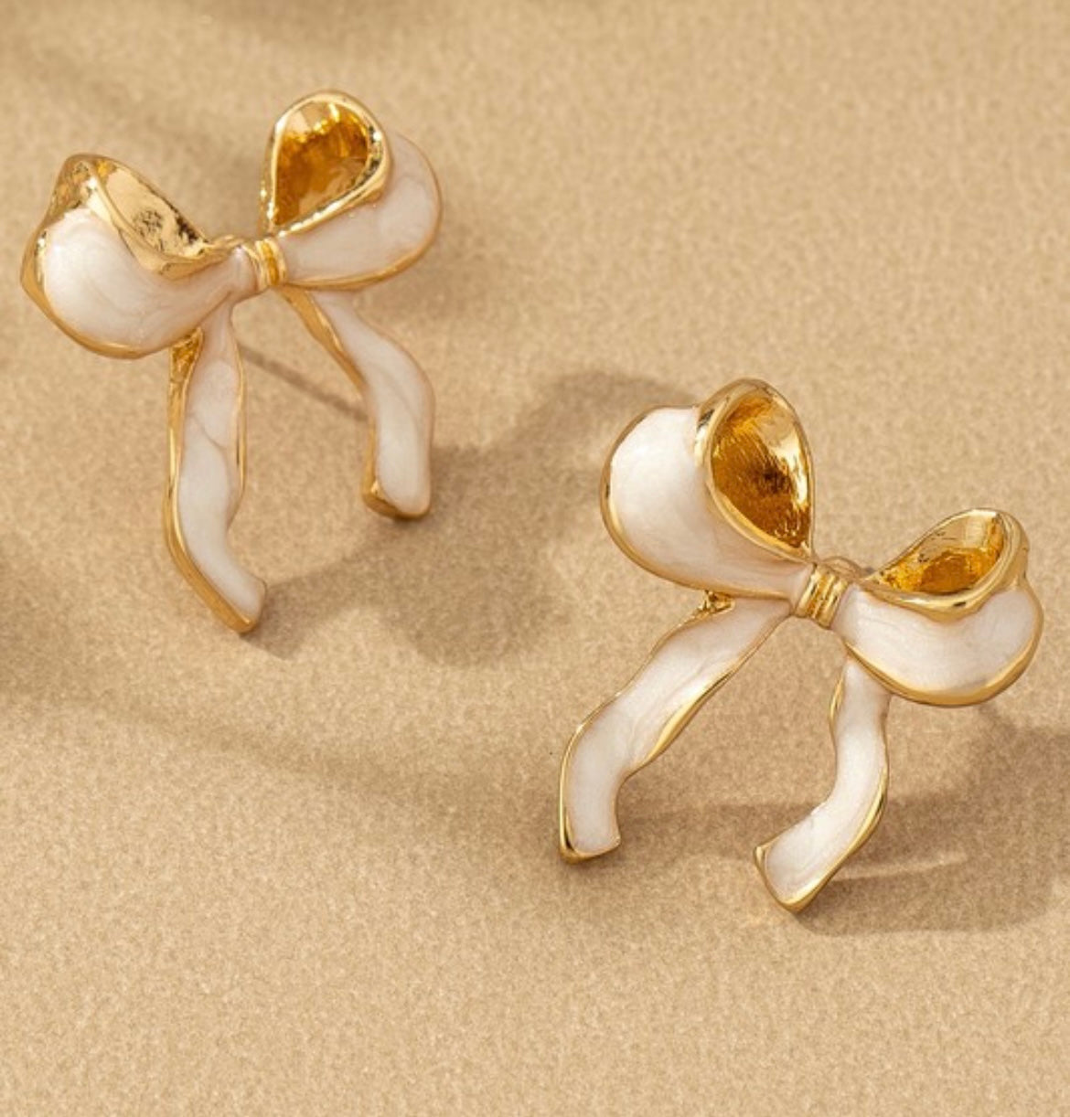 Enamel Bows